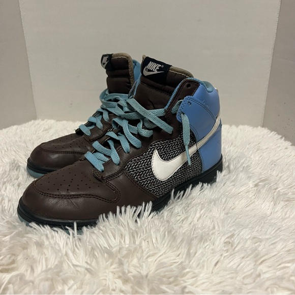 Nike Shoes - Nike dunk high tweed university brown blue sz 9 women